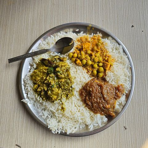 Kangra dham thali